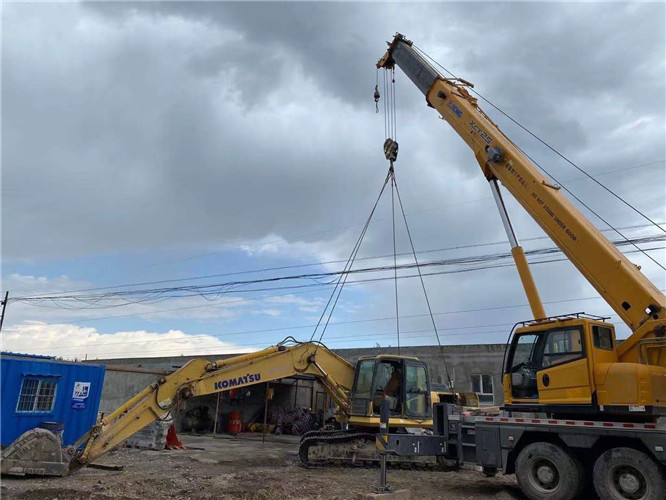 道县25吨吊车的工作半径是多少？